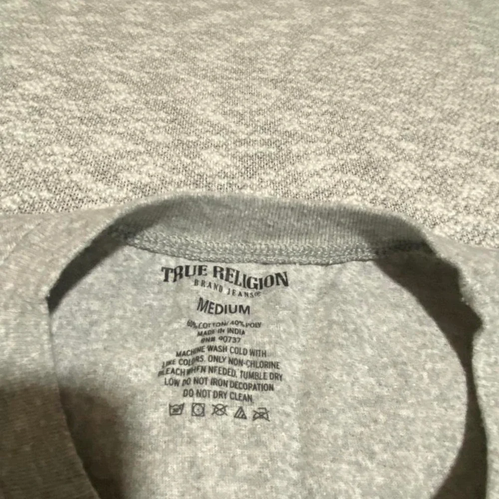True Religion gray t-shirt short sleeves Size M. SKU-A417 #denim